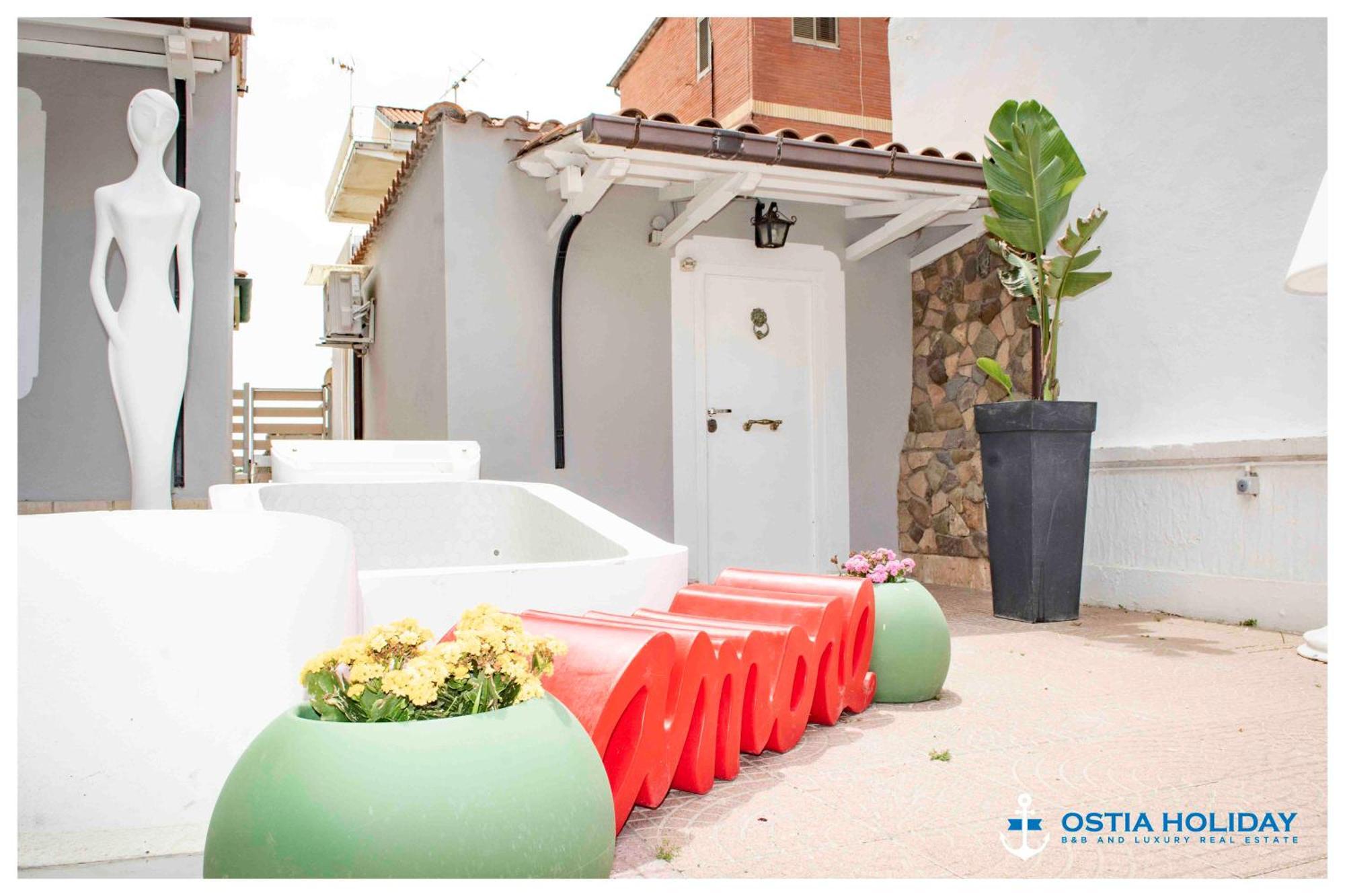 Ostia Holiday Greed Palace المظهر الخارجي الصورة
